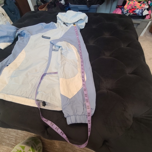 Columbia windbreaker Jacket - Picture 7 of 12